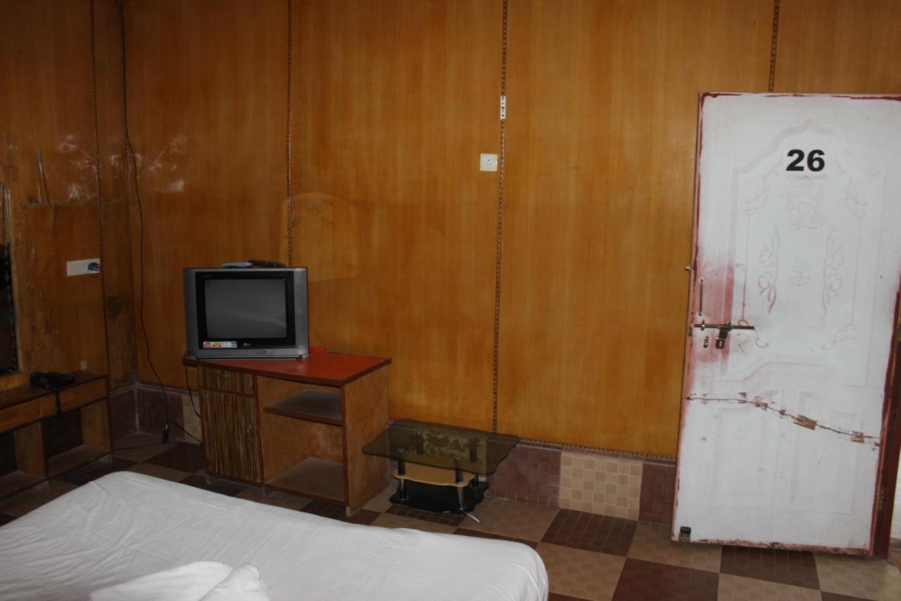 Gold Star Beach Resort Govind Nagar Exterior foto